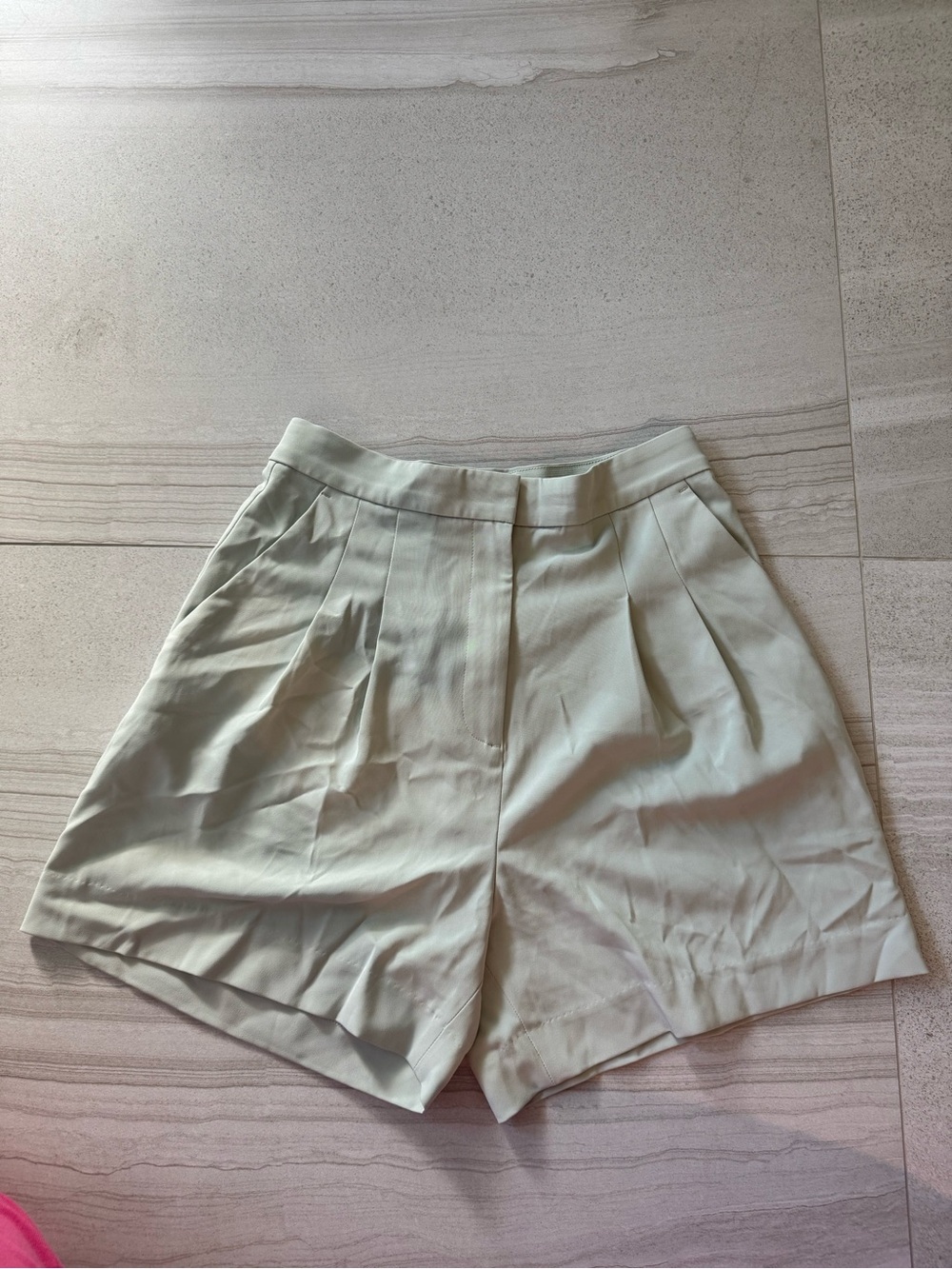 H&M Pleated High-Waist Women’s Shorts in Light Sage Green